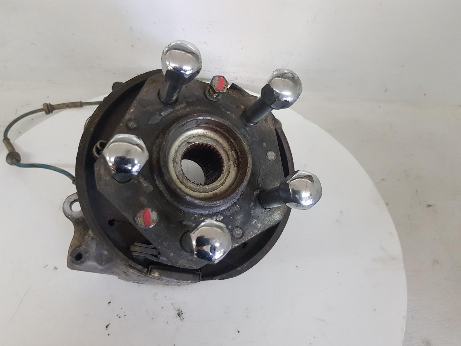 View Auto part Right Rear Hub Assembly Maserati Quattroporte 2004