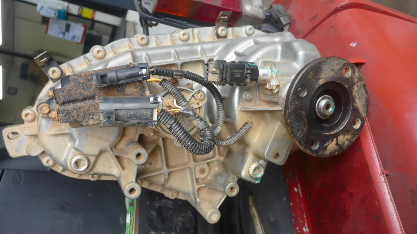 View Auto part Transfer Case Foton Tunland 2013