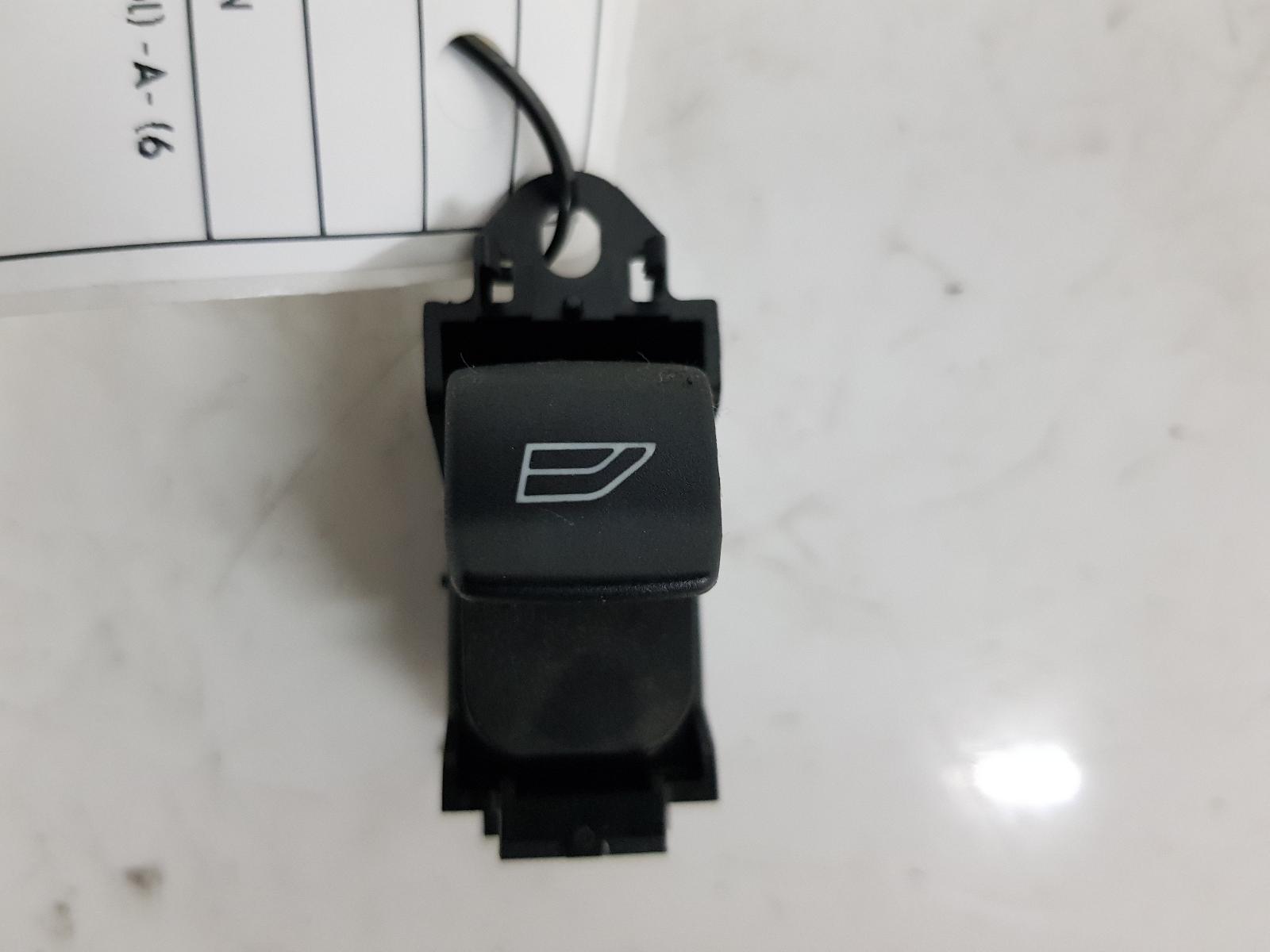 2007 Land Rover Freelander Pwr Dr Wind Switch View Auto part Pwr Dr Wind Switch Land Rover Freelander 2007