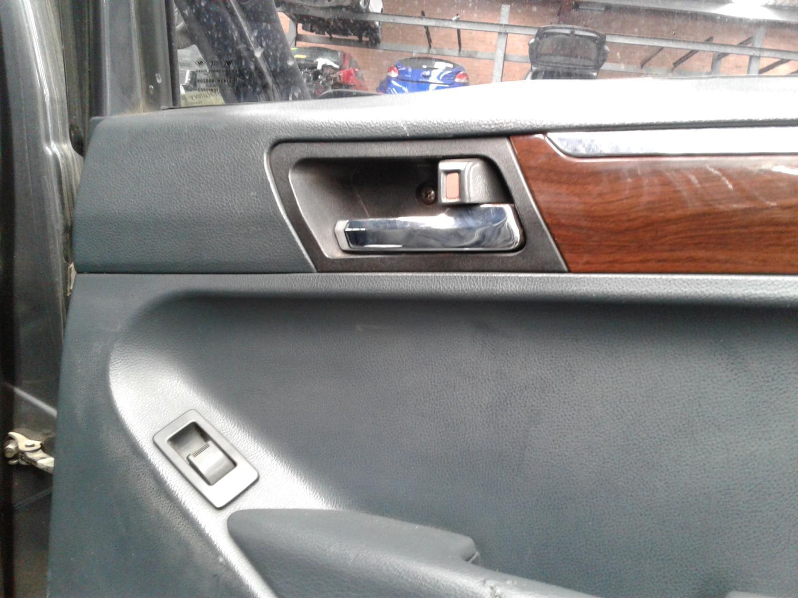 View Auto part Pwr Dr Wind Switch Foton Tunland 2016