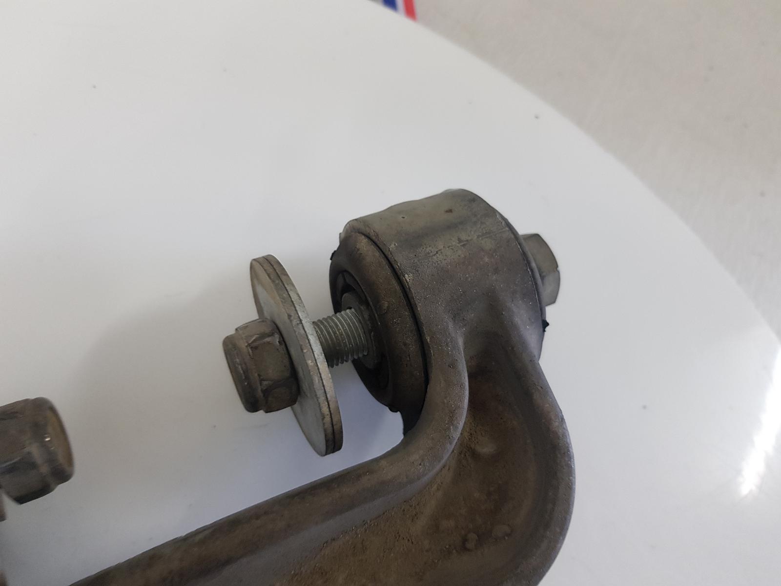 View Auto part Left Rear Trailing Arm Maserati Quattroporte 2004