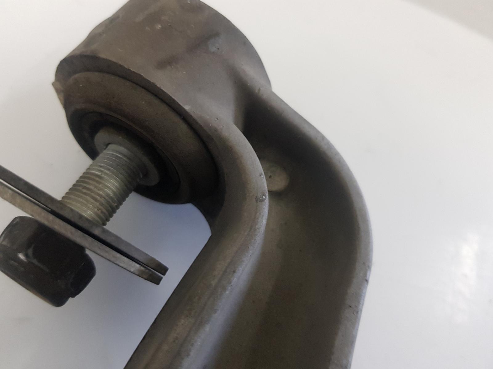 View Auto part Right Rear Trailing Arm Maserati Quattroporte 2004