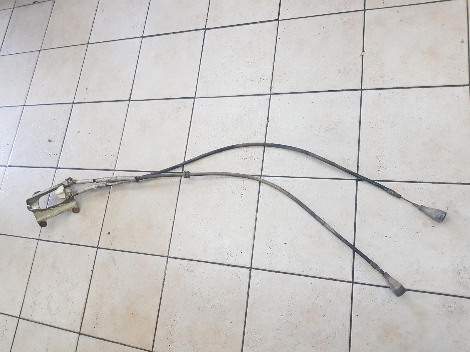 2004 Maserati Quattroporte Gear Linkage View Auto part Gear Linkage Maserati Quattroporte 2004