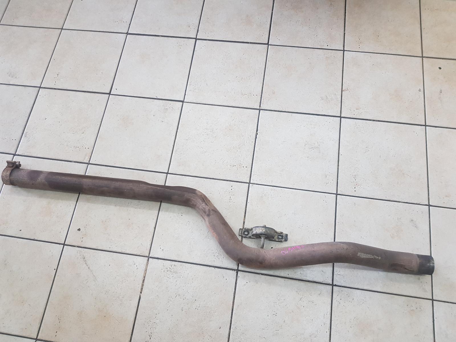 View Auto part Intermediate Pipe Maserati Quattroporte 2004