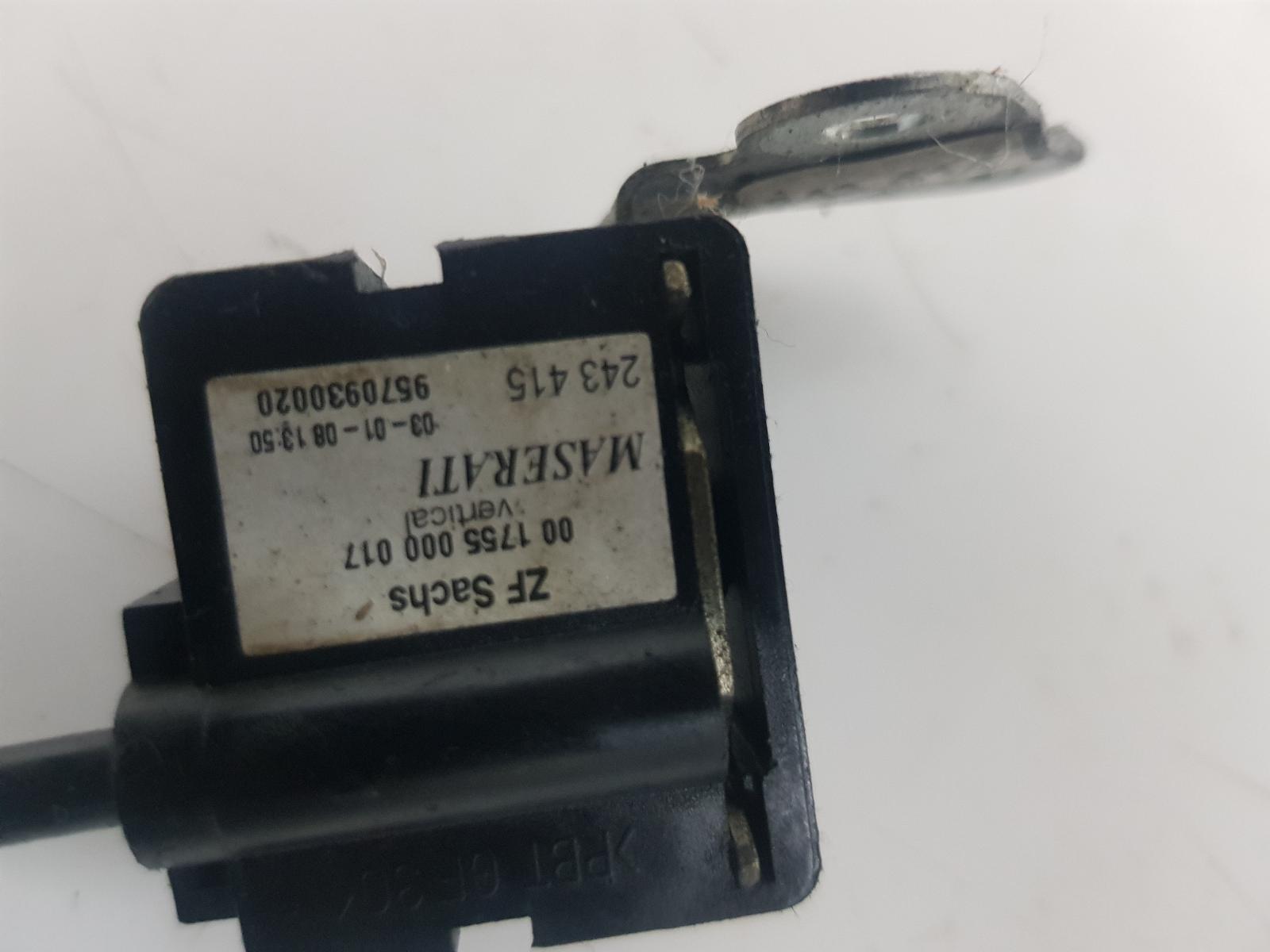 View Auto part Misc Switch/Relay Maserati Quattroporte 2004