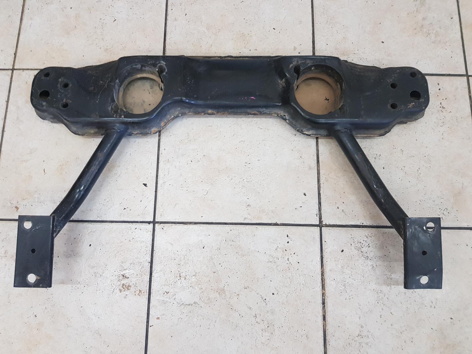 2004 Maserati Quattroporte Rear Sway Bar View Auto part Rear Sway Bar Maserati Quattroporte 2004