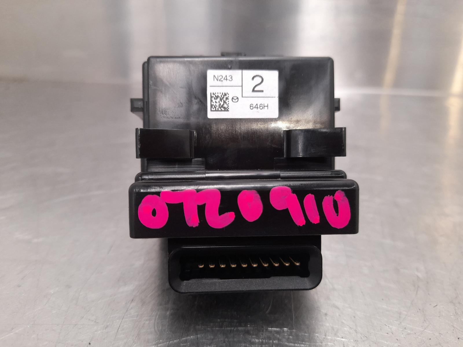 View Auto part Combination Switch Abarth 124 Spider 2016