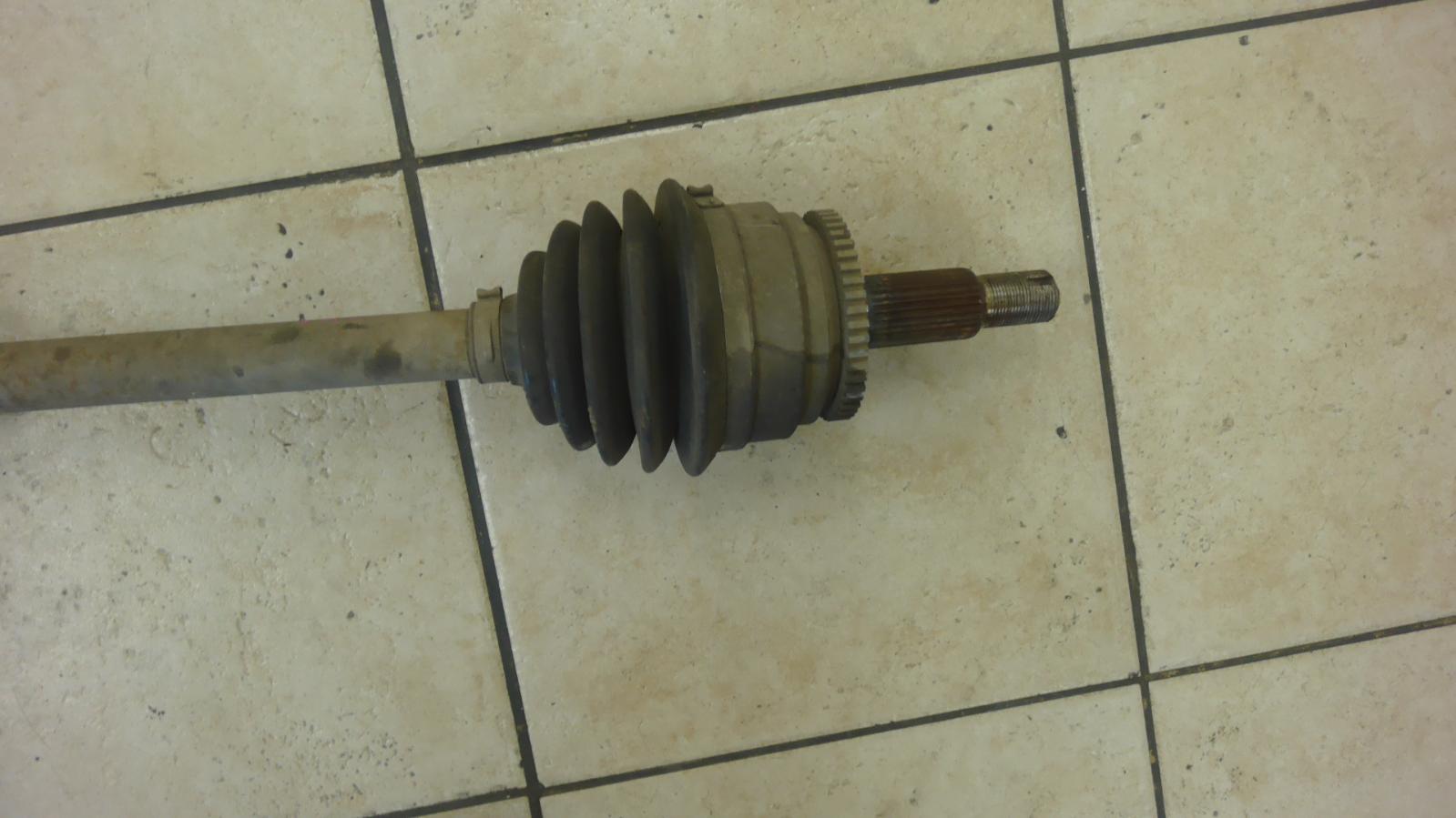 View Auto part Right Driveshaft Land Rover Rangerover Sport 2006