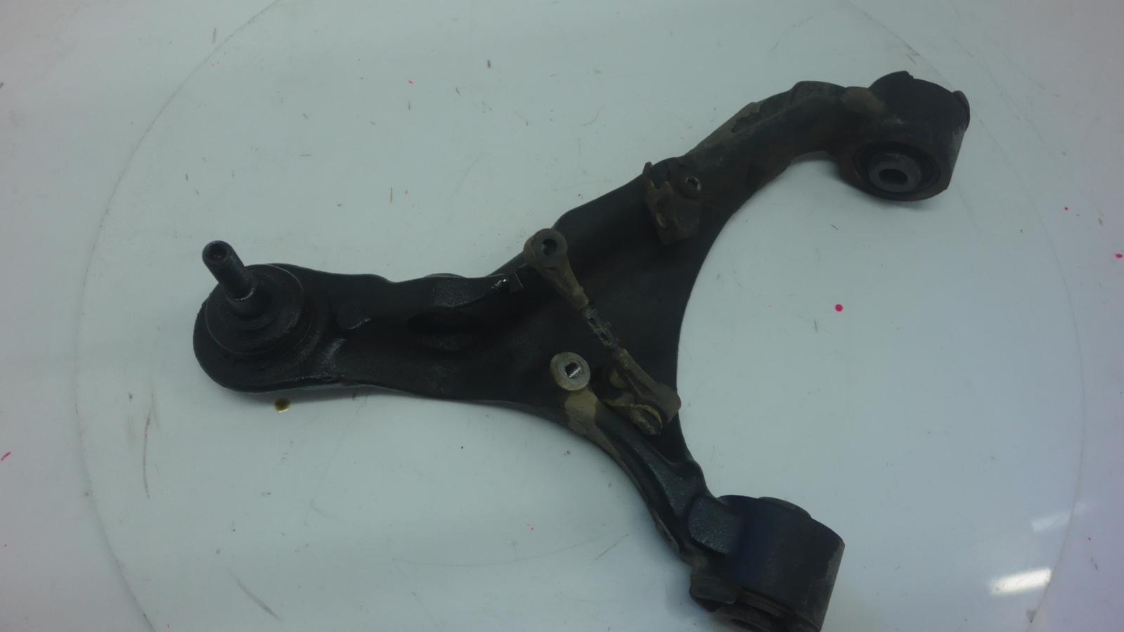 View Auto part Left Front Upper Control Arm Land Rover Rangerover Sport 2006