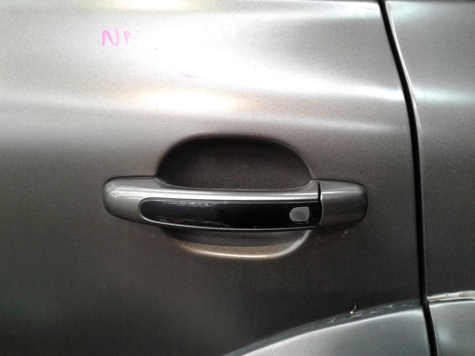 View Auto part Door Handle Porsche Cayenne 2006