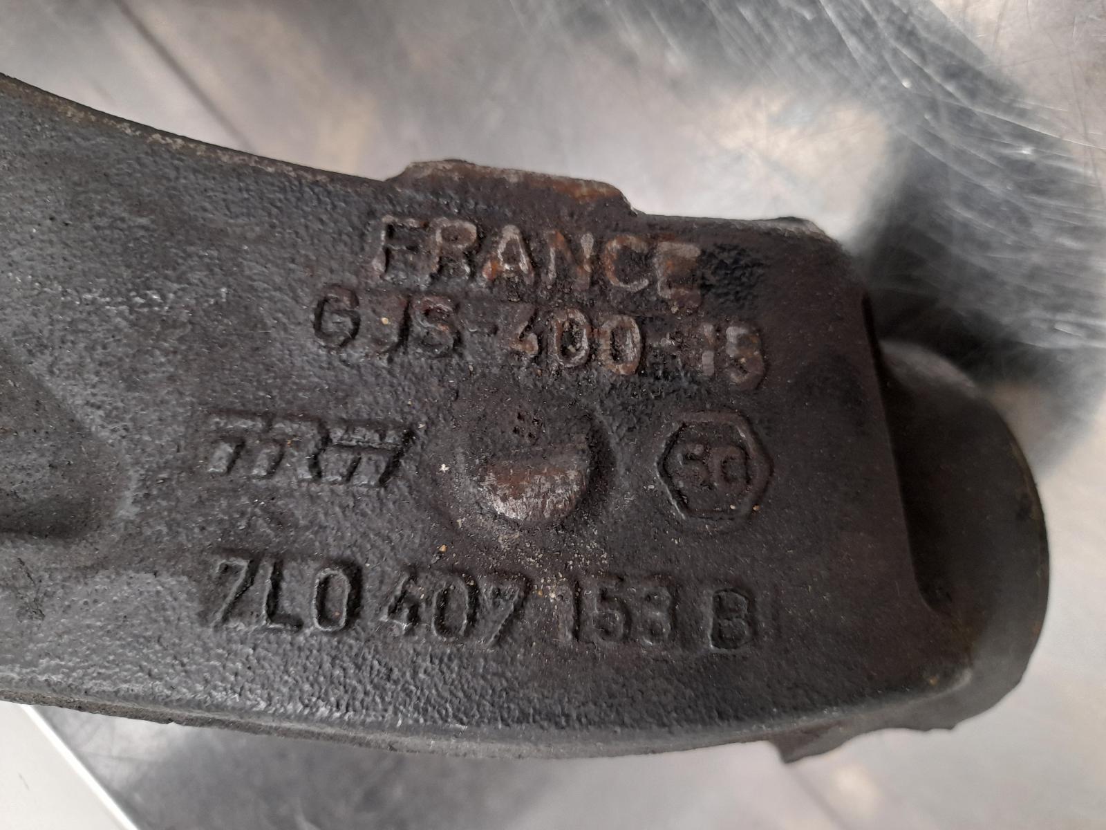 View Auto part Left Front Lower Control Arm Porsche Cayenne 2005