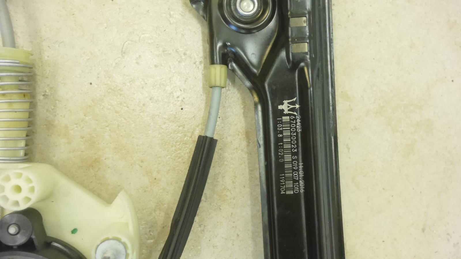 View Auto part Left Rear Wnd Reg/Motor Maserati Ghibli  2015