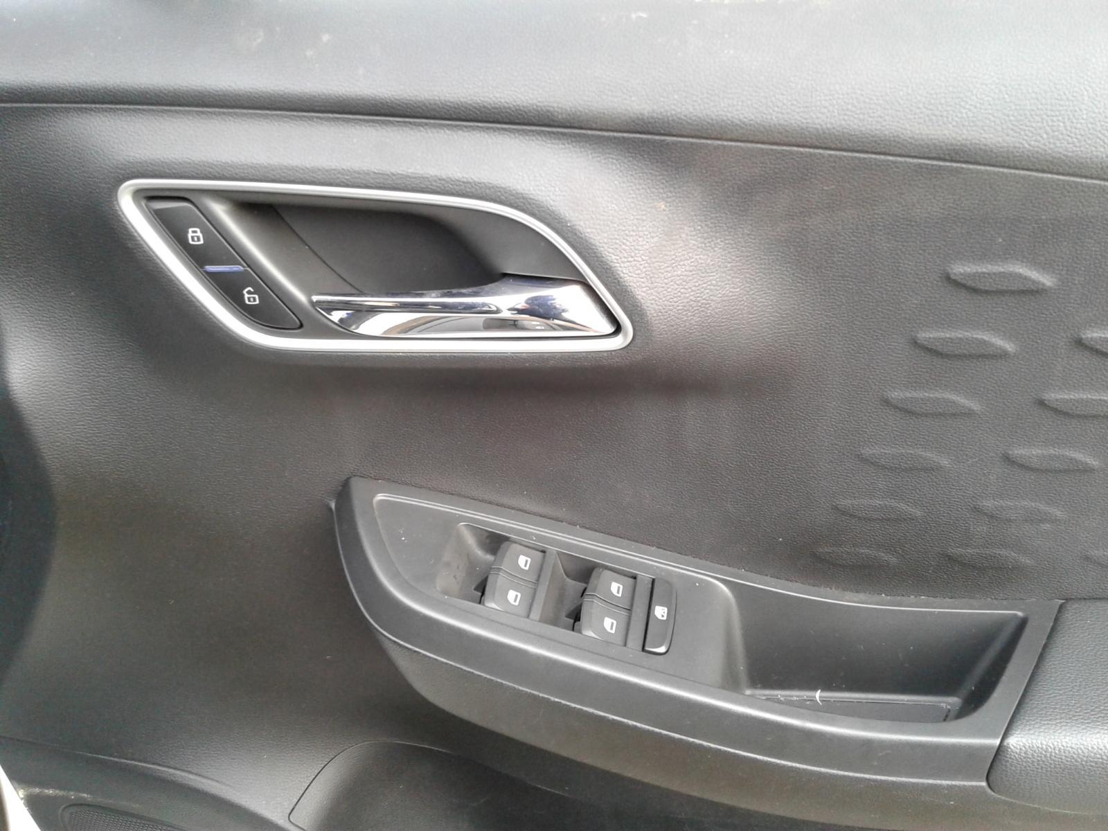 View Auto part Pwr Dr Wind Switch Mg Mg3 2019