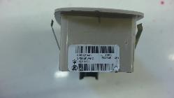 View Auto part Pwr Dr Wind Switch Maserati Levante 2019