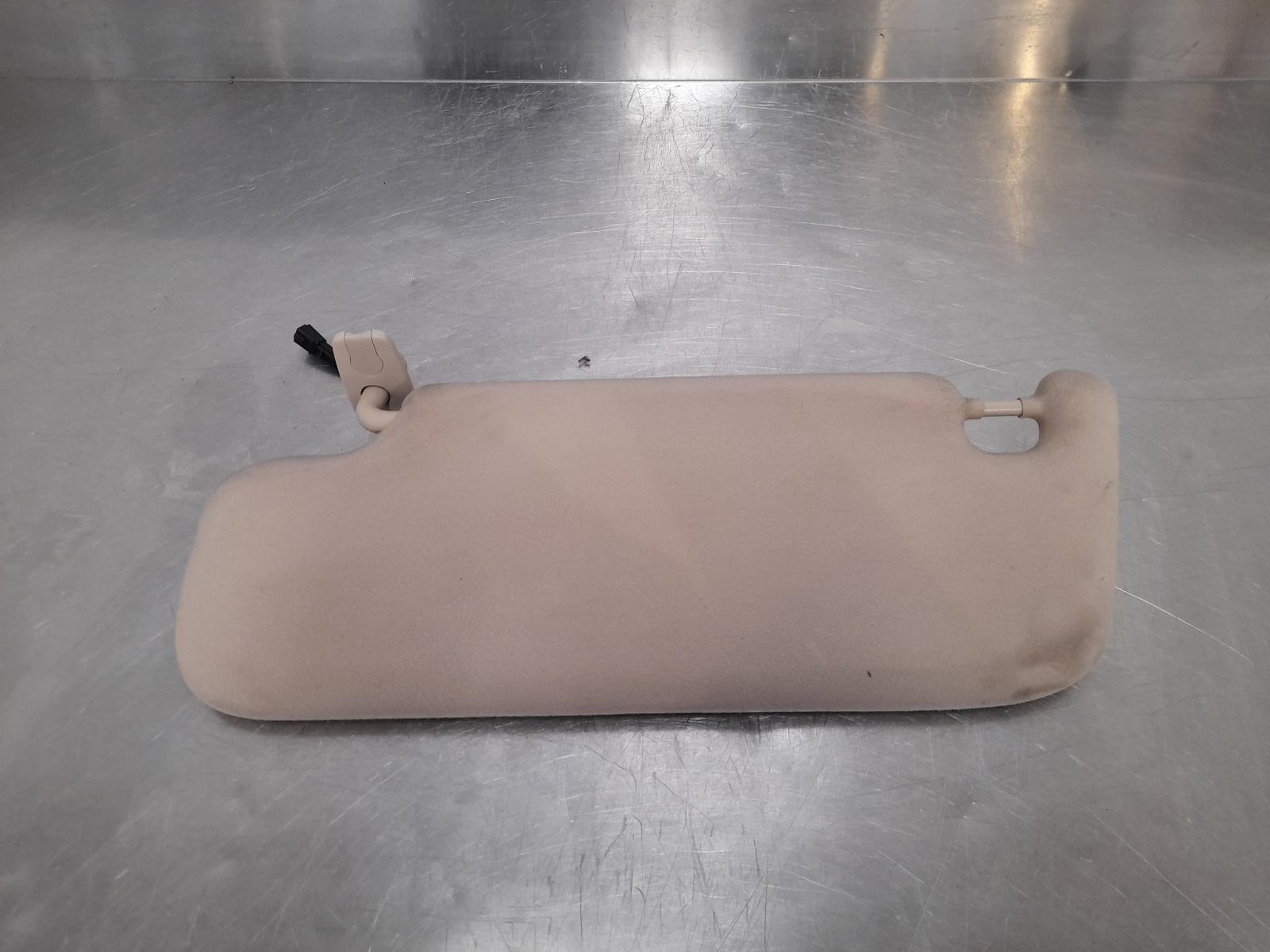 2019 Maserati Levante Sunvisor View Auto part Sunvisor Maserati Levante 2019
