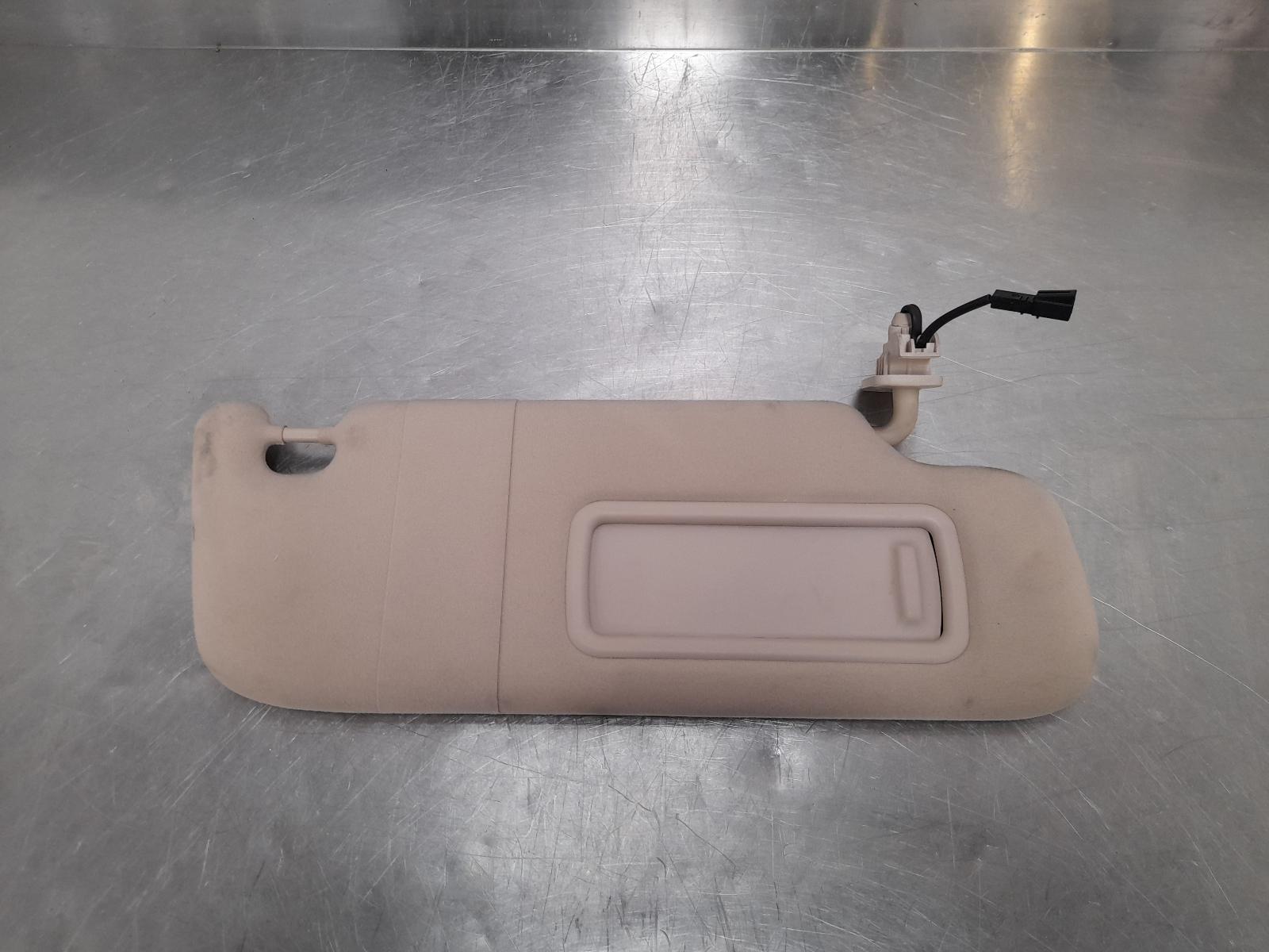 2019 Maserati Levante Sunvisor View Auto part Sunvisor Maserati Levante 2019