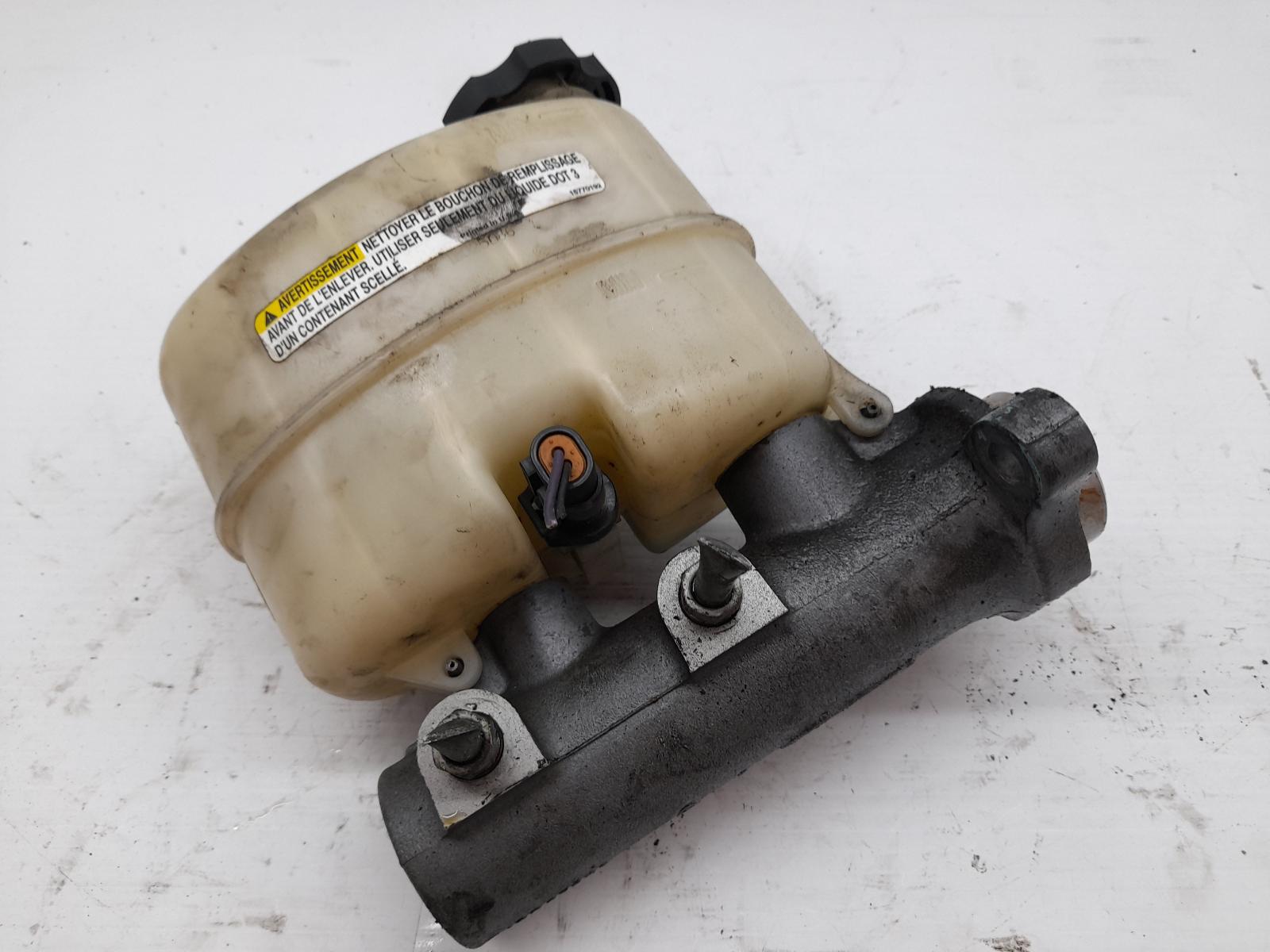 View Auto part Master Cylinder Hummer H2 2005