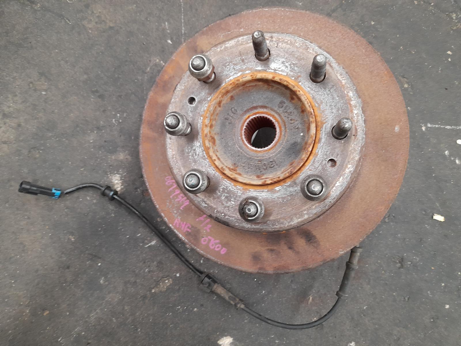 View Auto part Right Front Hub Assembly Hummer H2 2005