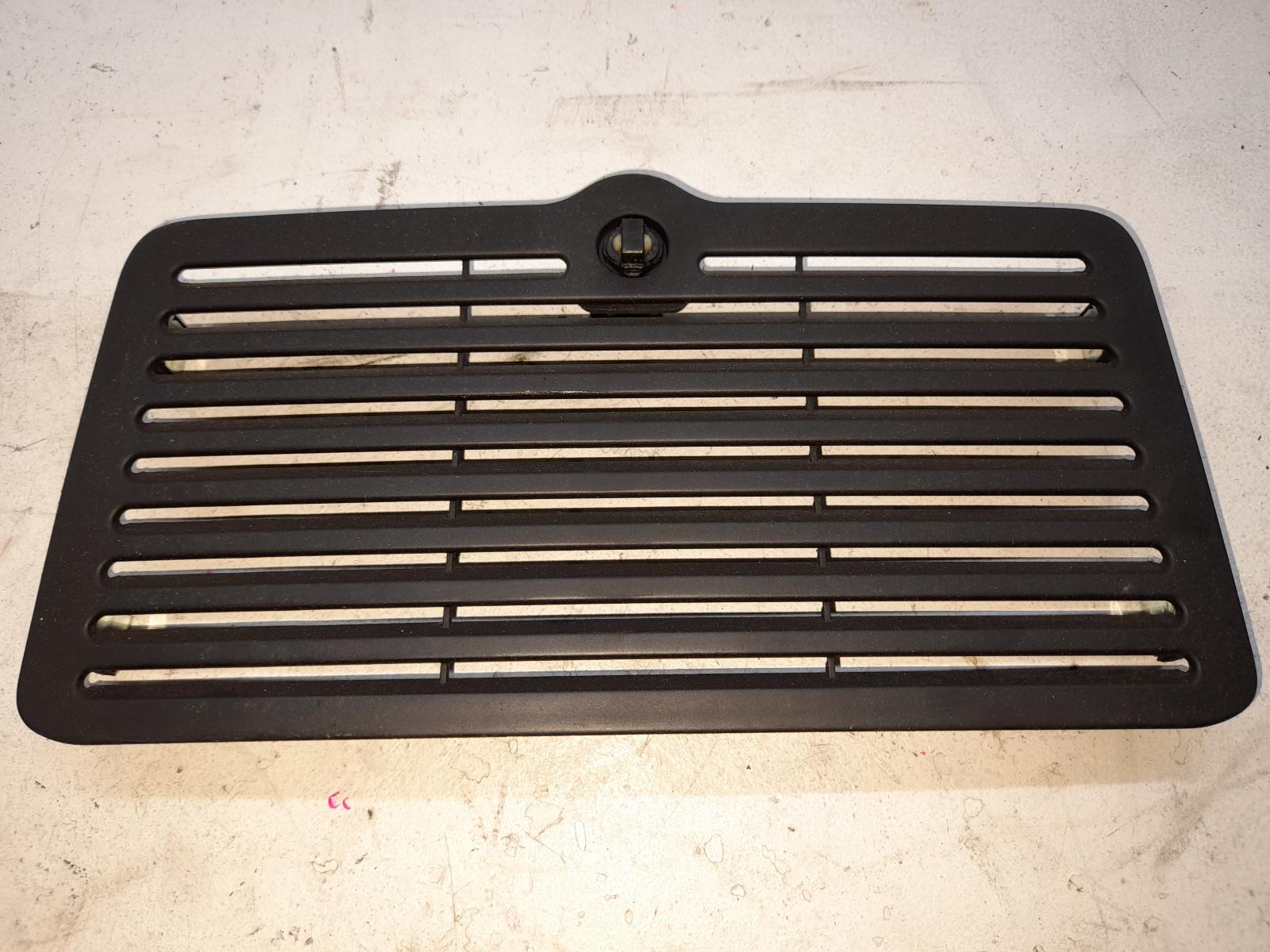 View Auto part Misc Maserati Quattroporte 2004