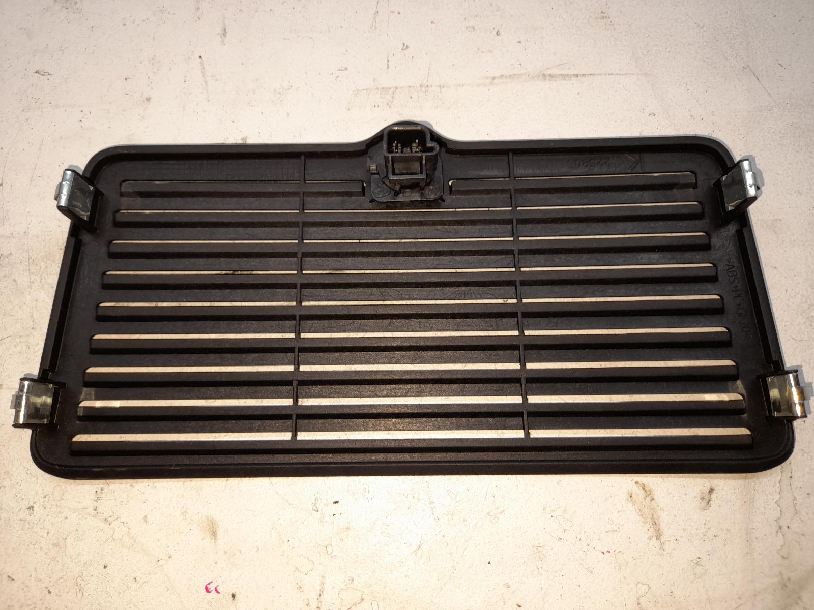 View Auto part Misc Maserati Quattroporte 2004