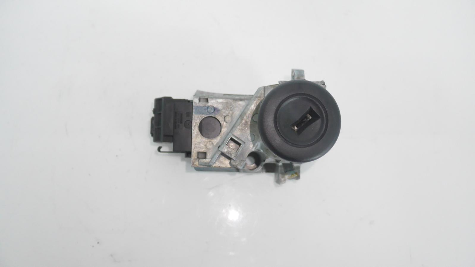View Auto part Ignition W/ Key Hummer H2 2005