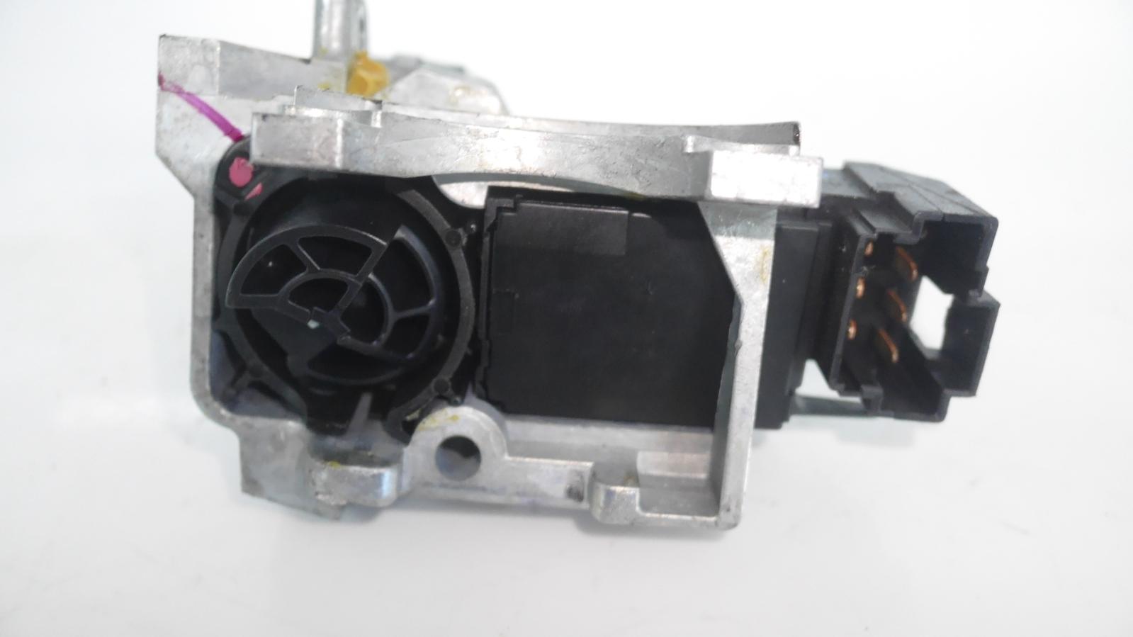 View Auto part Ignition W/ Key Hummer H2 2005