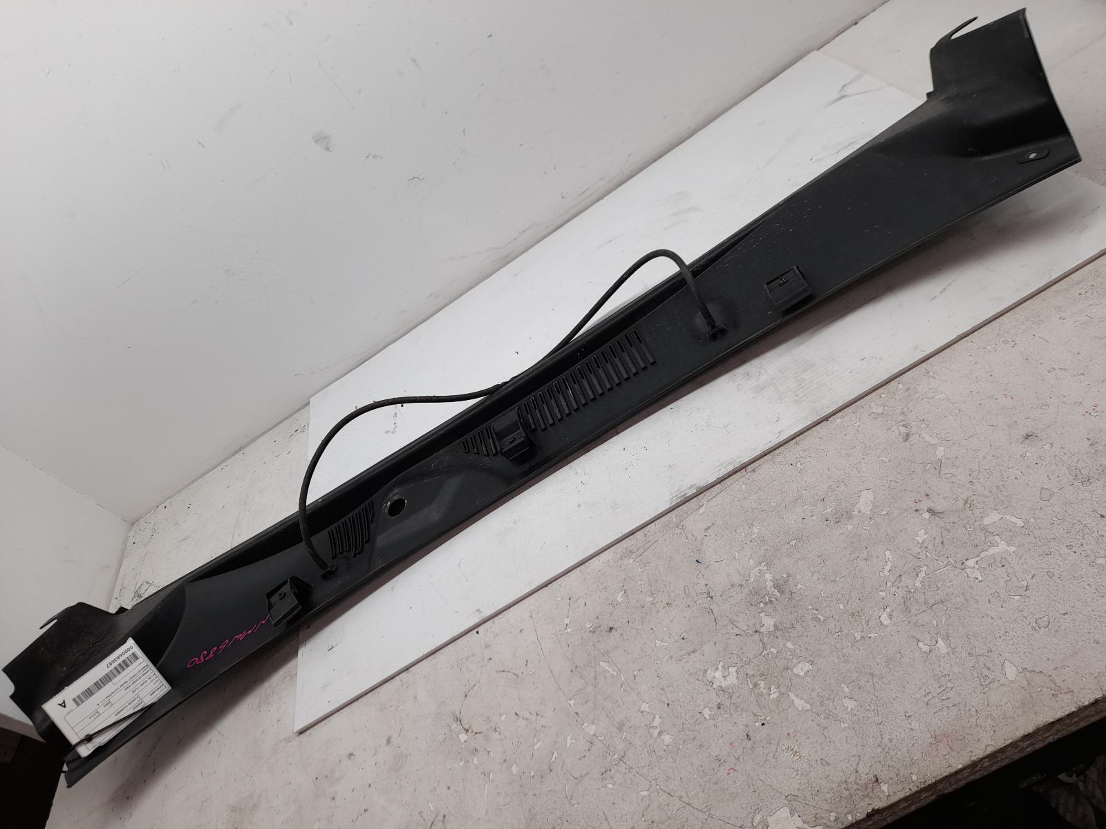 View Auto part Plenum Chamber Maserati 4200gt 2003