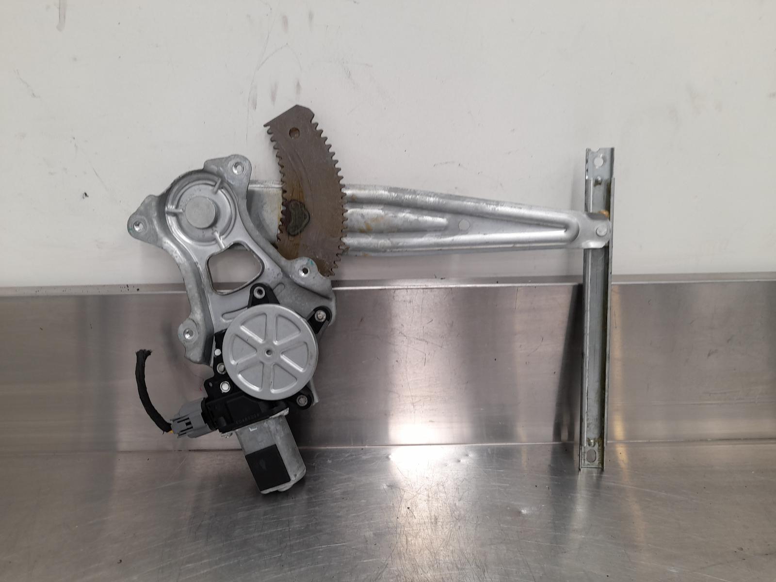 View Auto part Right Rear Wnd Reg/Motor Haval H9 2021