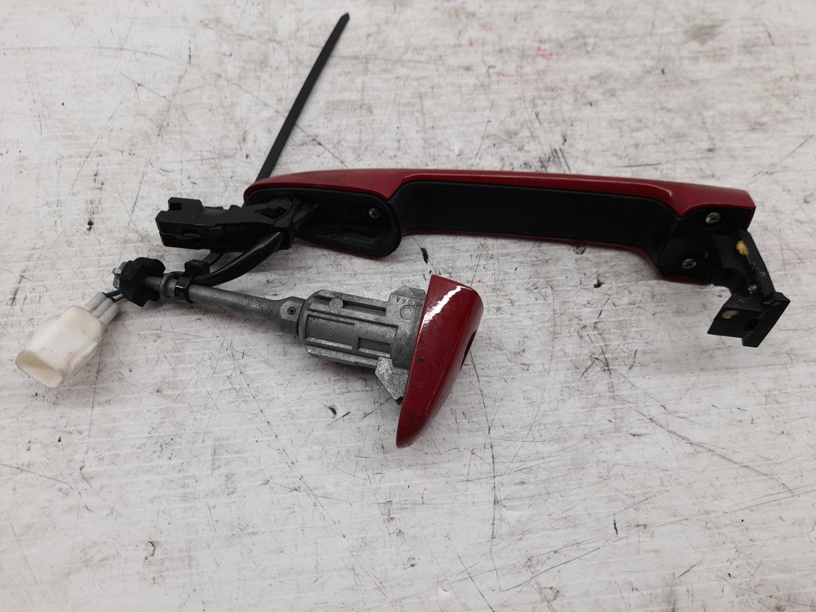 View Auto part Door Handle Abarth 124 Spider 2016