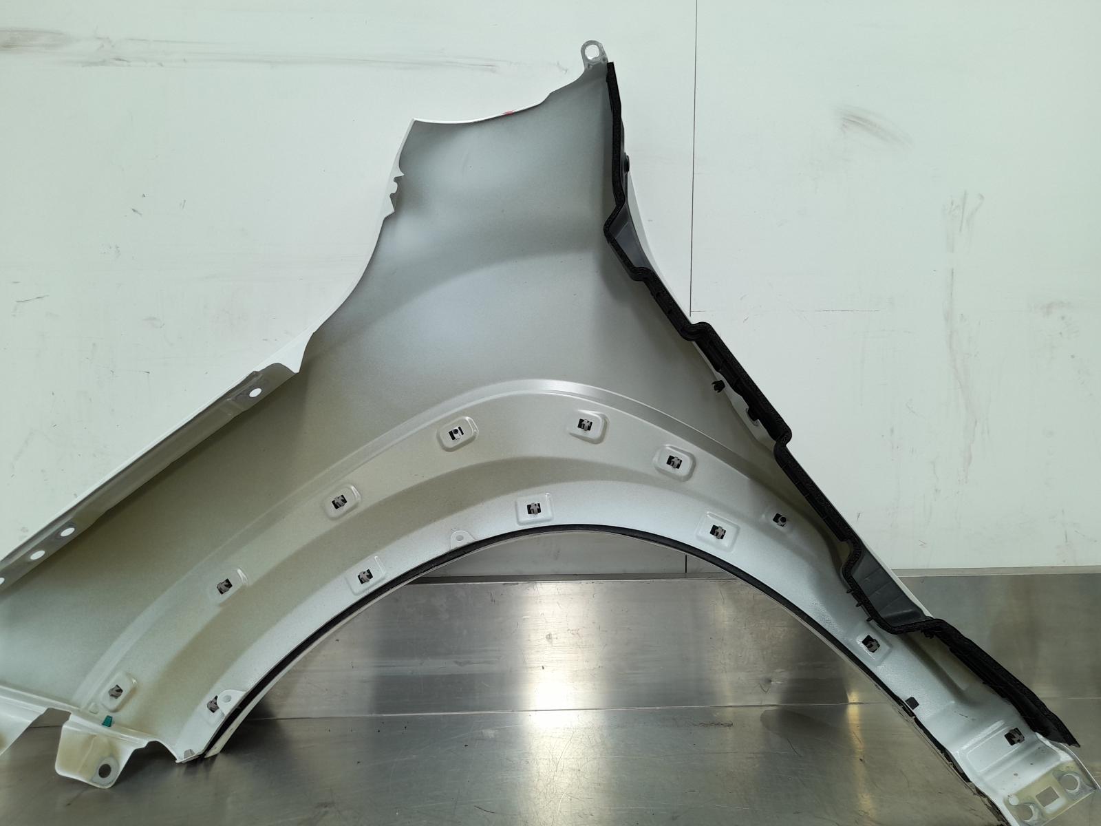 View Auto part Right Guard Hyundai Kona 2022