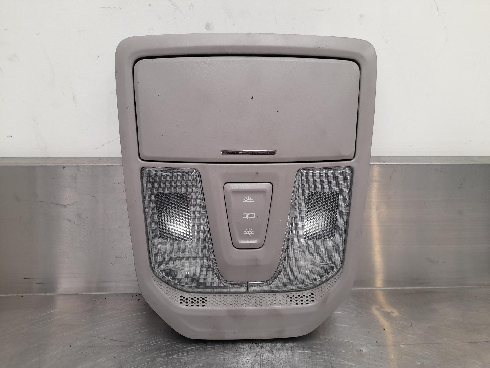 View Auto part Courtesy Light Ldv T60 2018