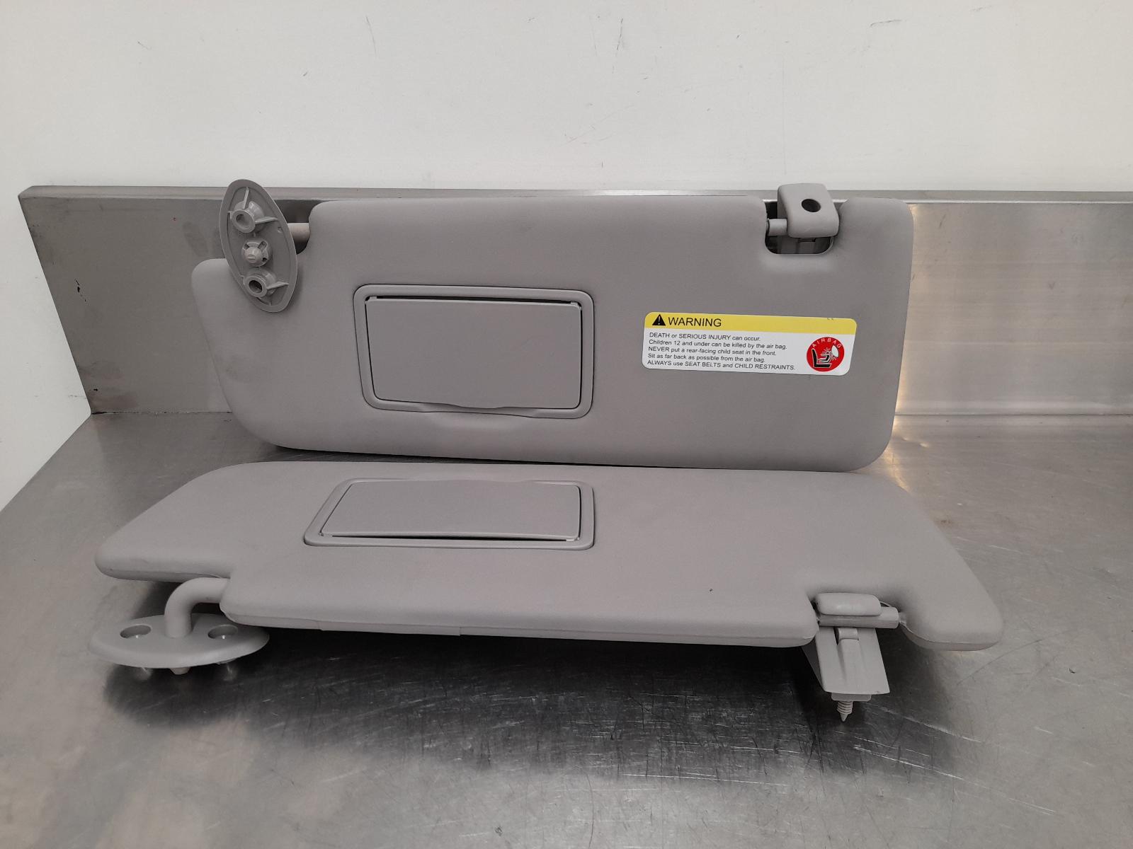 View Auto part Sunvisor Ldv T60 2018