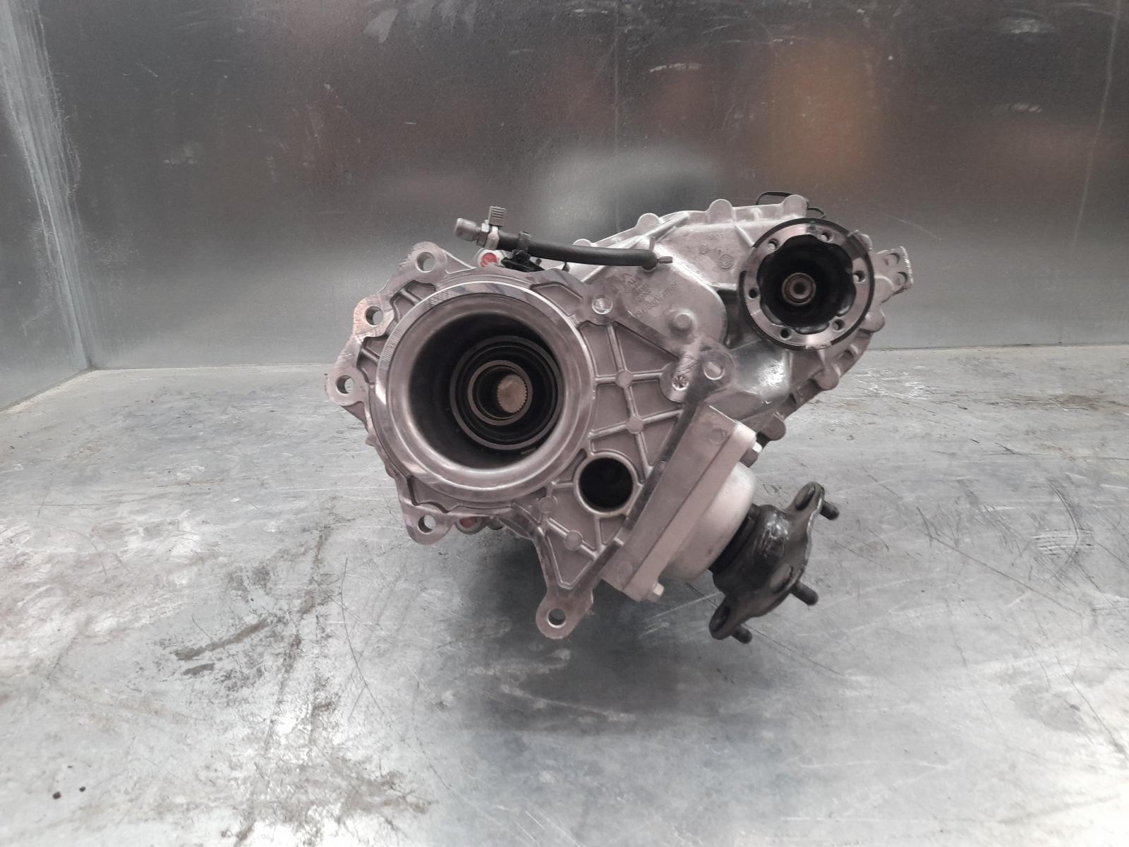 View Auto part Transfer Case Haval H9 2021