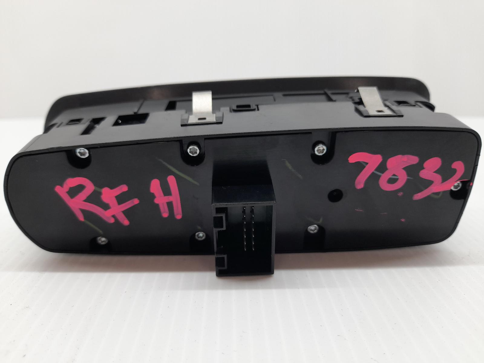 View Auto part Pwr Dr Wind Switch Haval H9 2021