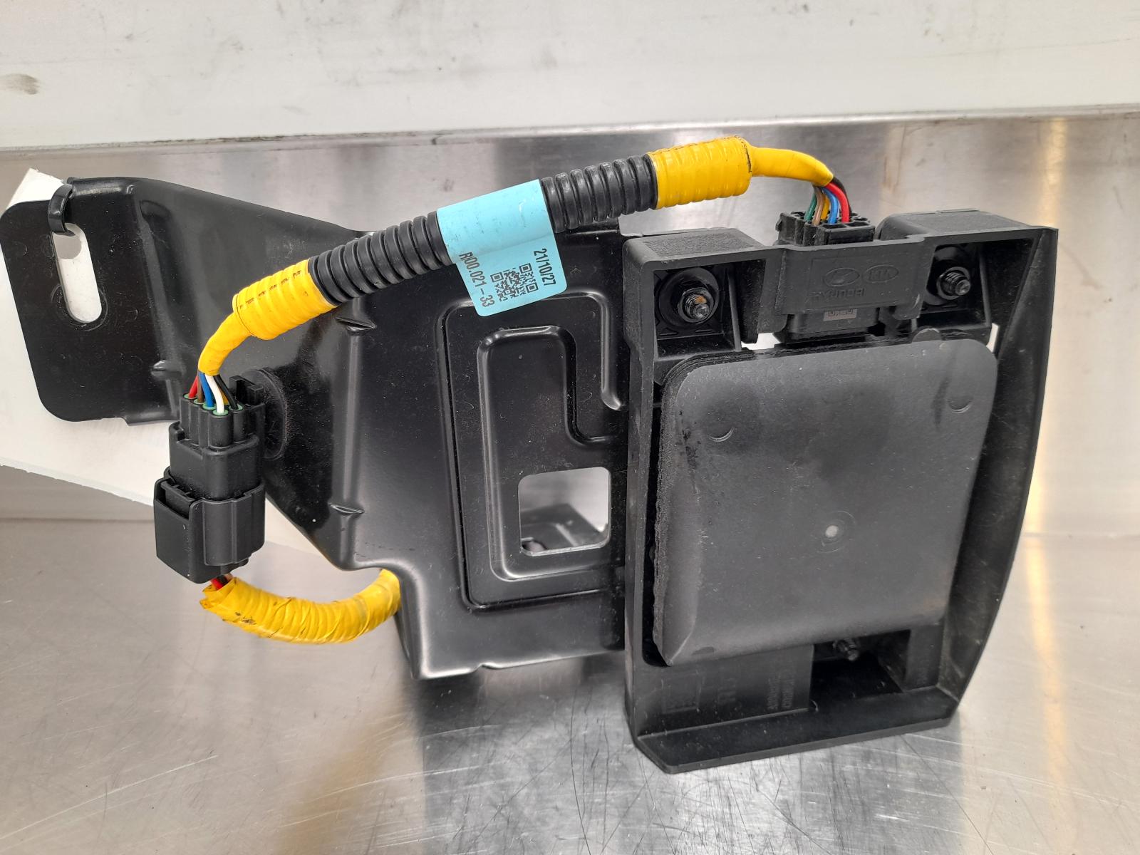 View Auto part Reverse Camera Hyundai Kona 2022