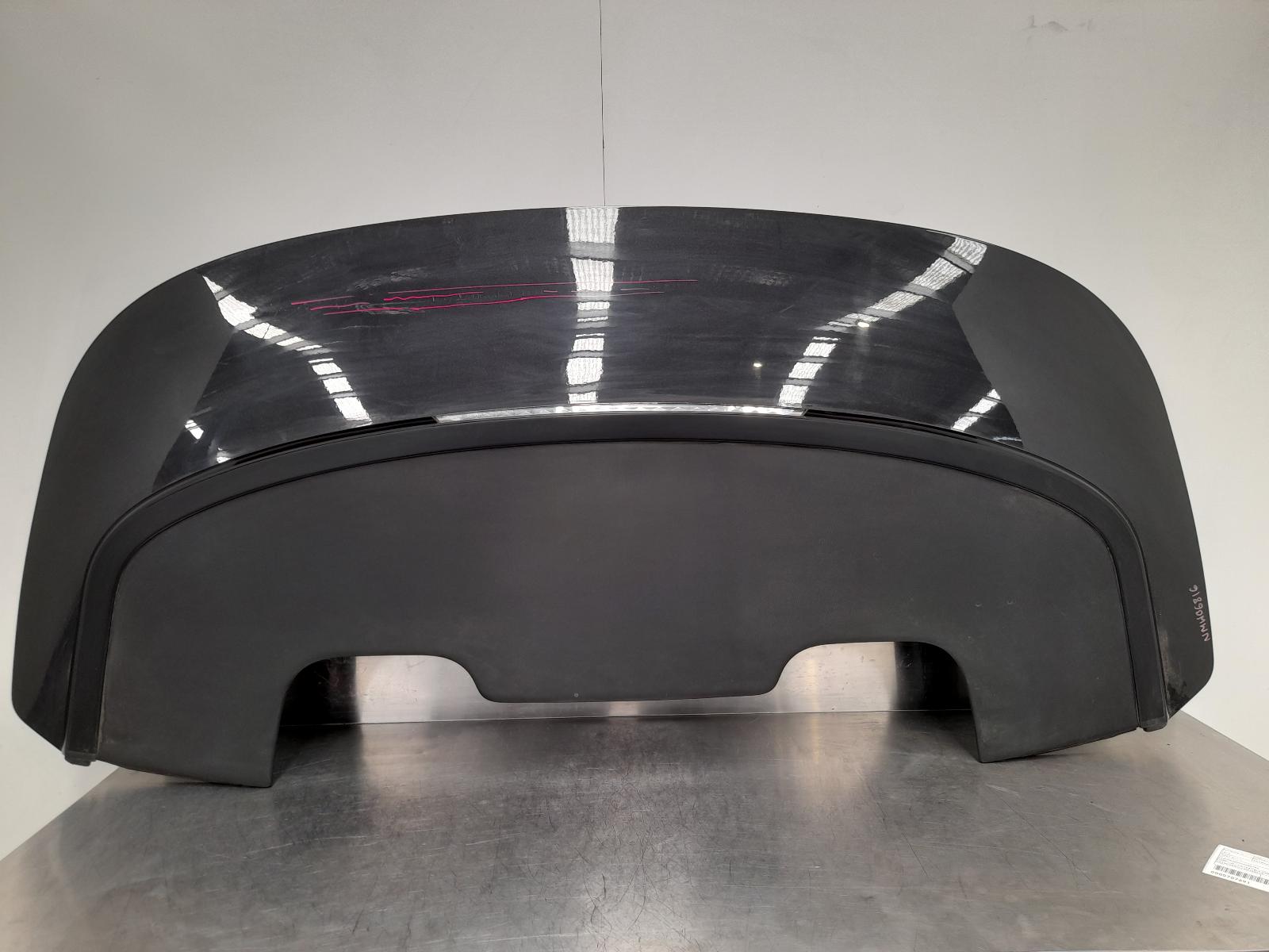 View Auto part Tonneau/Cover Maserati Granturismo 2013