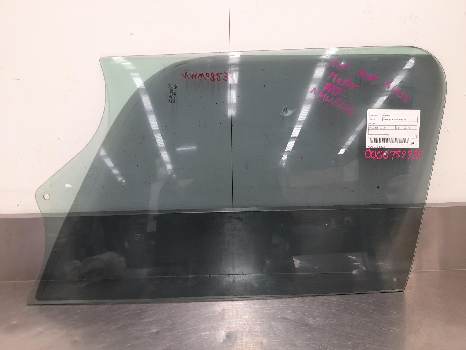 View Auto part Right Front Door Window Renault Master 2013