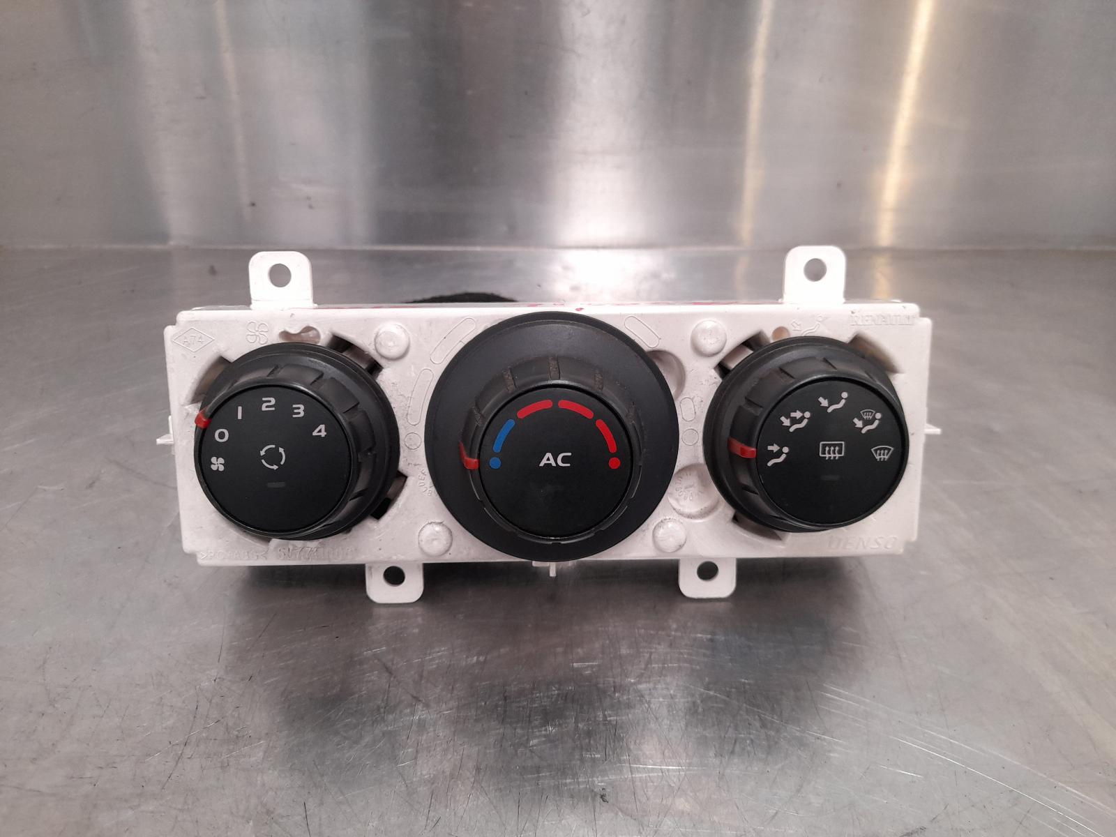 View Auto part Heater/Ac Controls Renault Master 2013