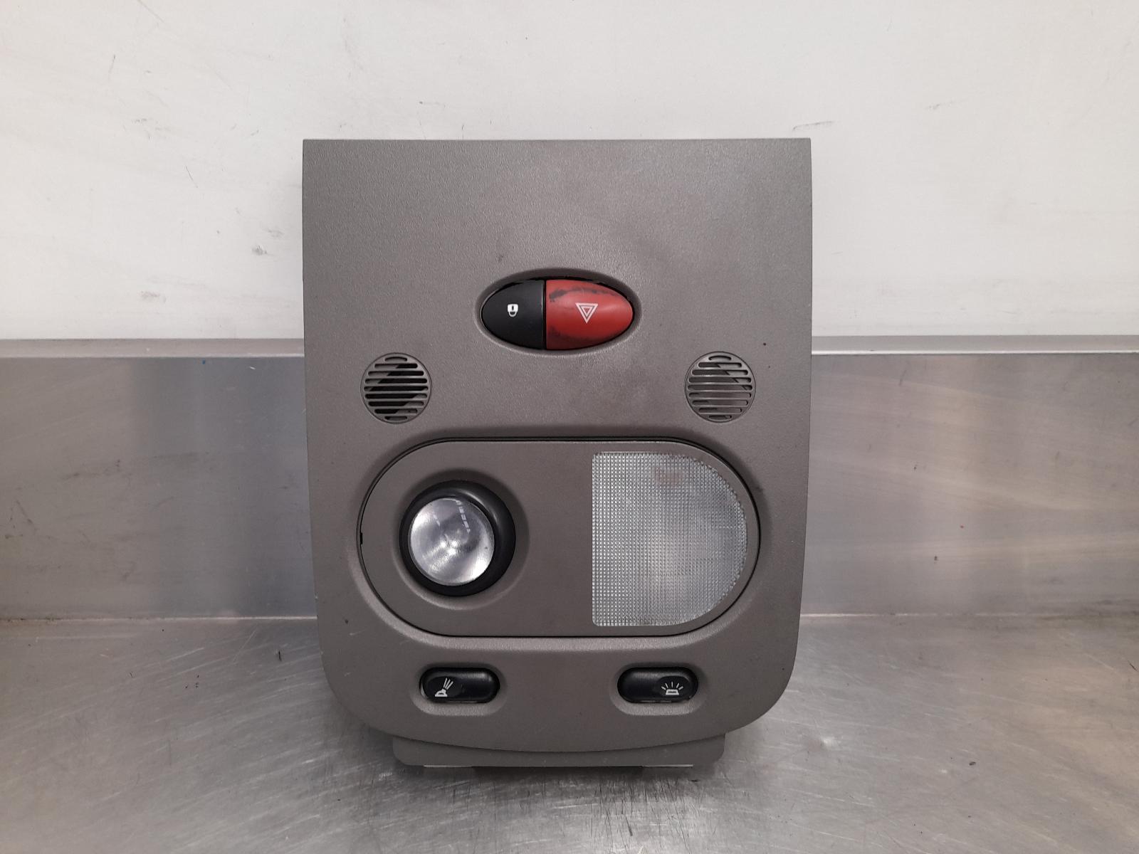 View Auto part Courtesy Light Renault Master 2013