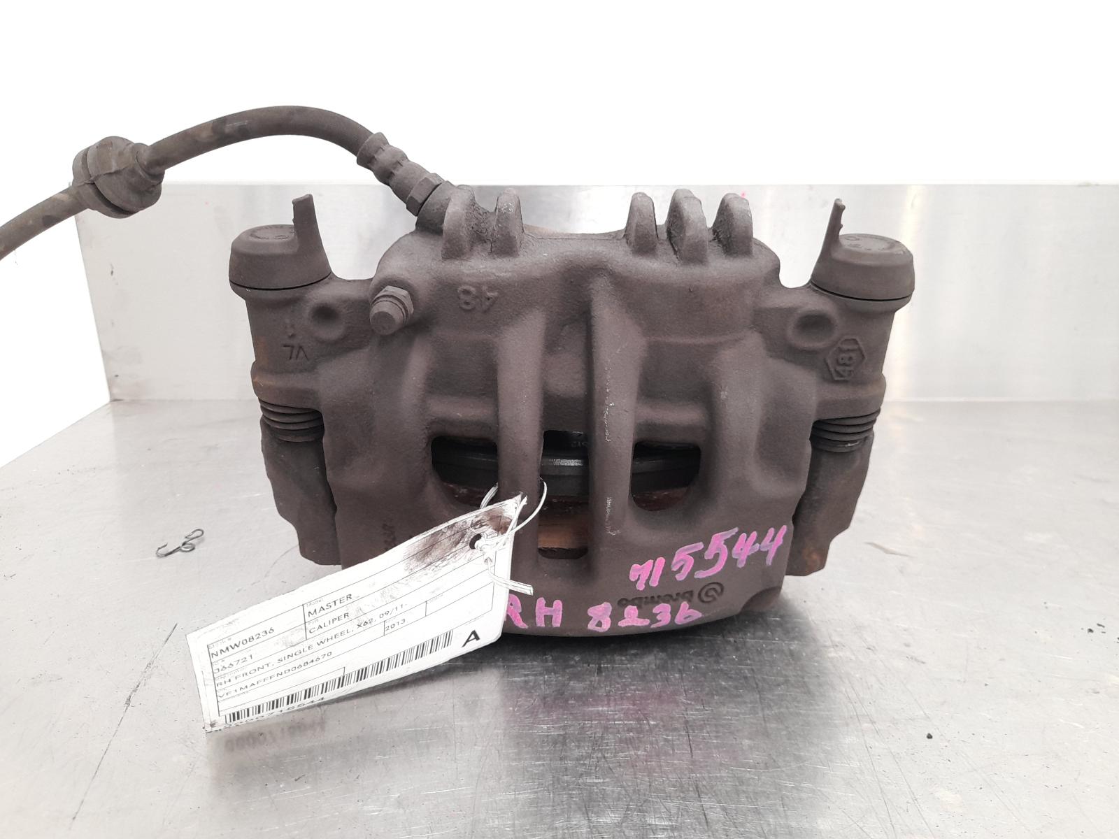View Auto part Caliper Renault Master 2013