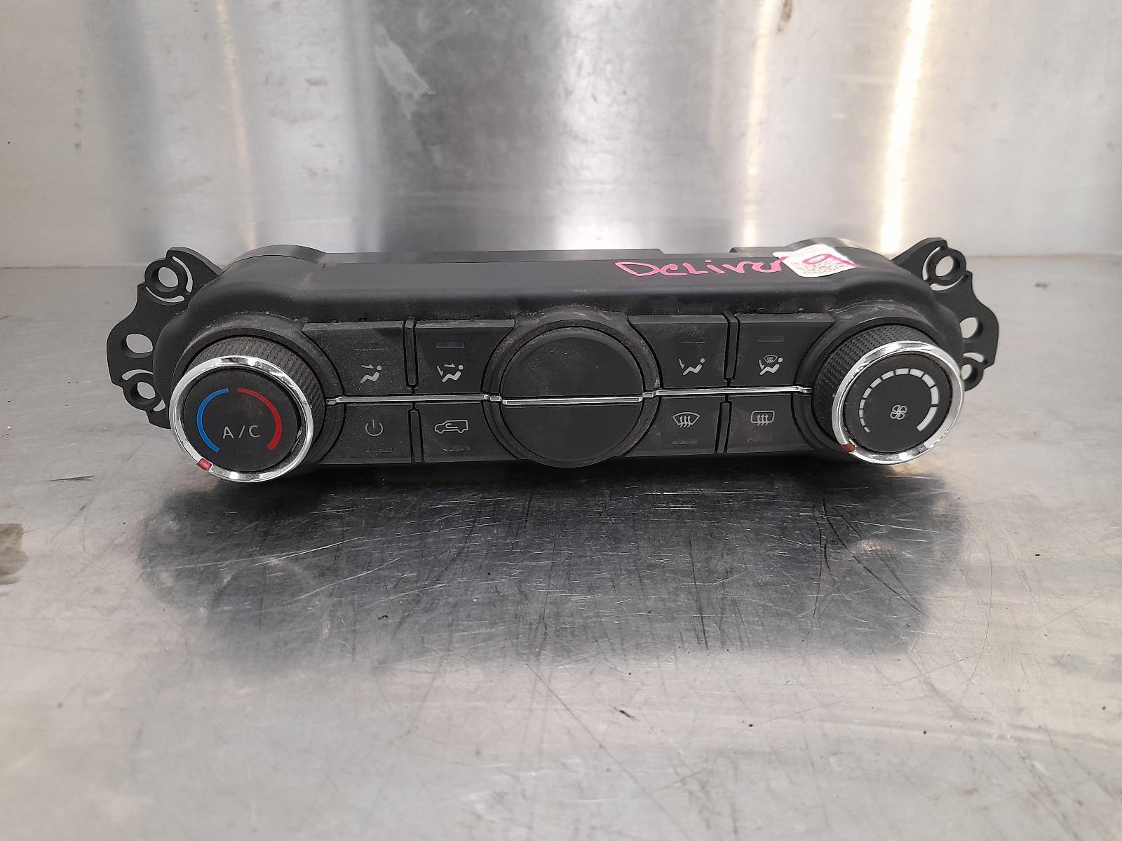 View Auto part Heater/Ac Controls Ldv Deliver 9 2022