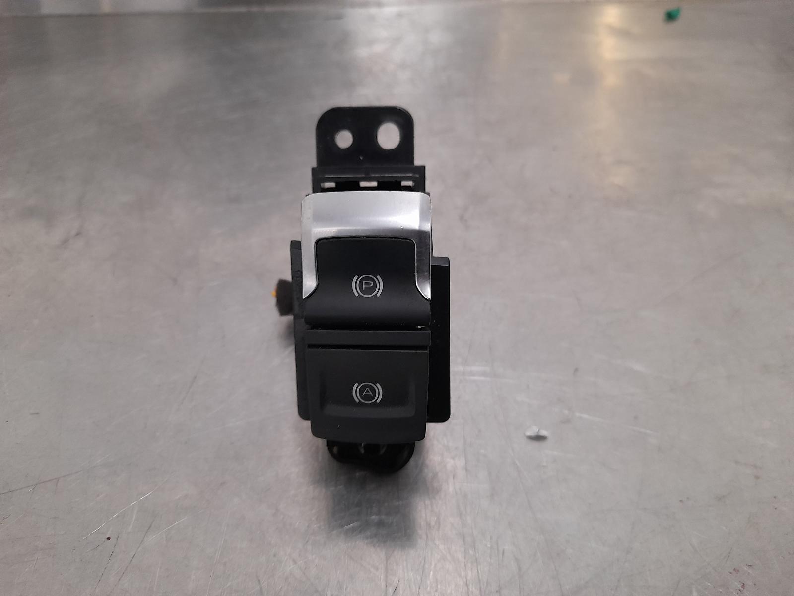 View Auto part Combination Switch Great Wall Cannon Ute 2021