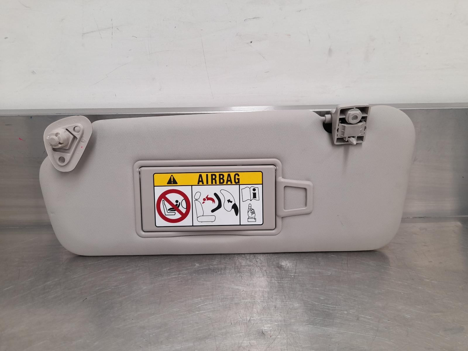 View Auto part Sunvisor Great Wall Cannon Ute 2021