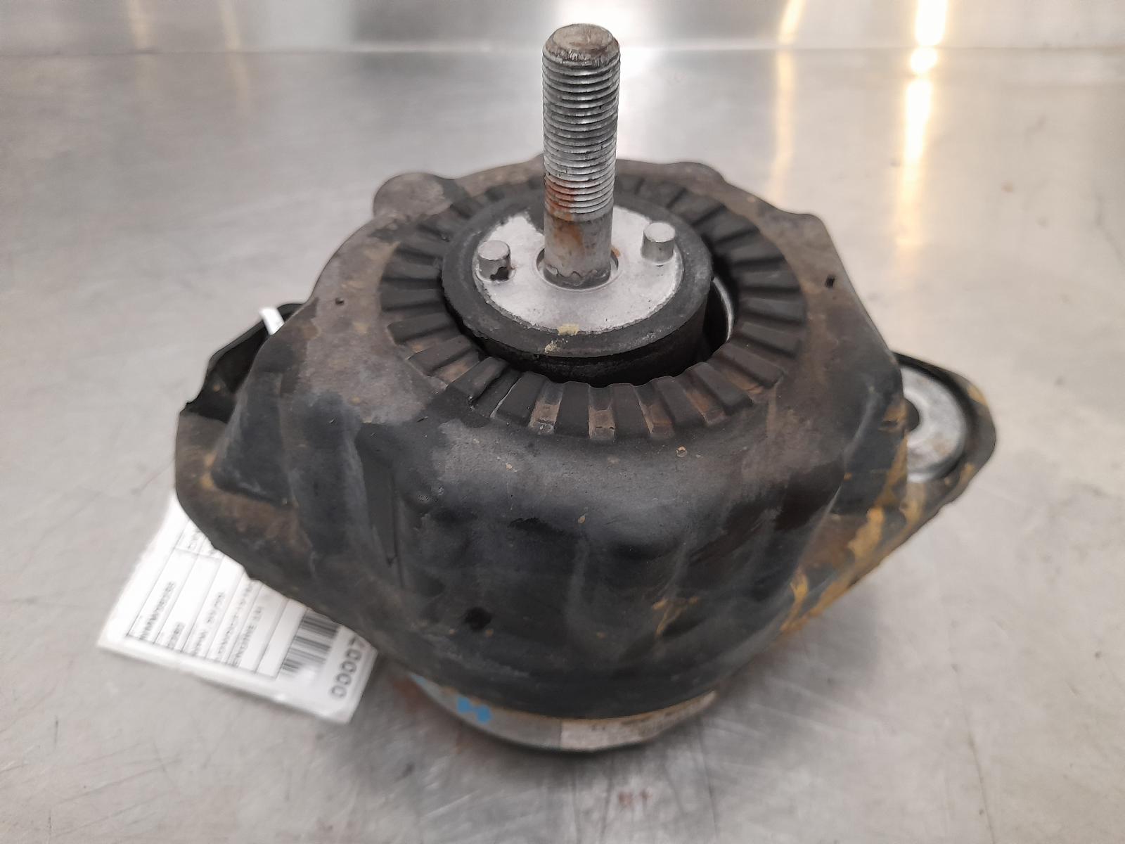 View Auto part Mount Great Wall Cannon Ute 2021