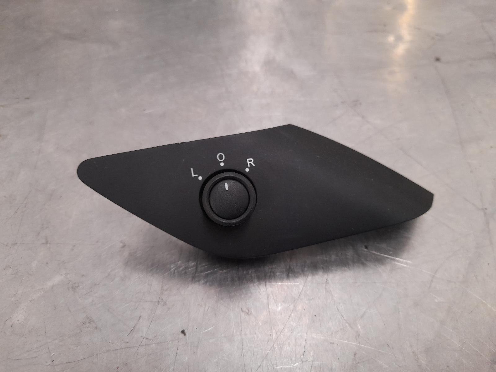 View Auto part Misc Switch/Relay Ldv T60 2018