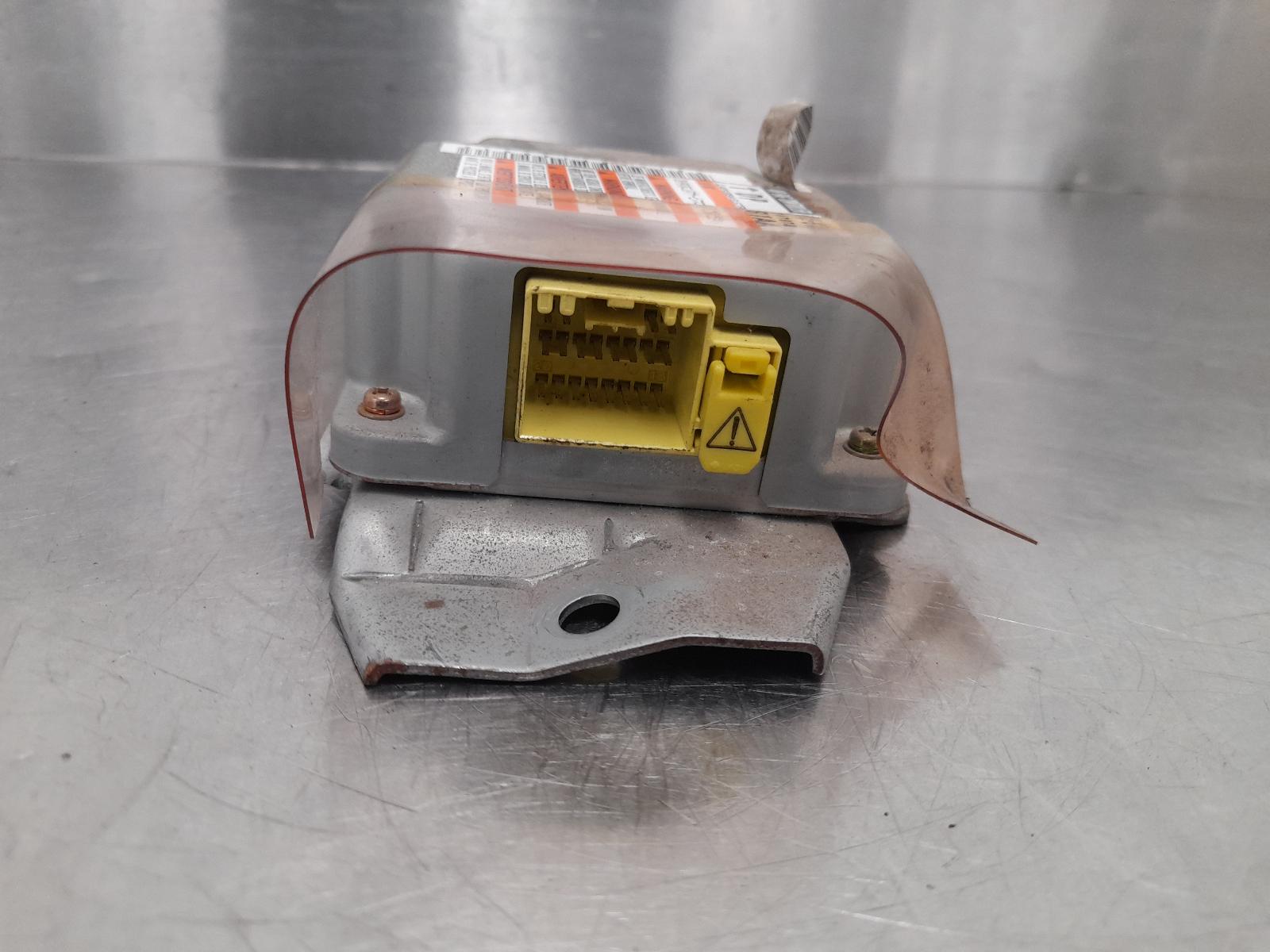 2001 Suzuki Jimny Airbag Module/Sensor View Auto part Airbag Module/Sensor Suzuki Jimny 2001