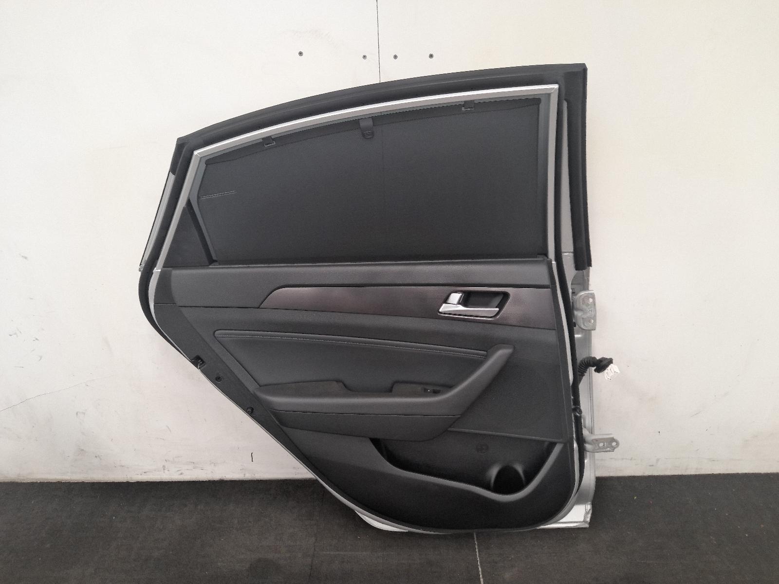 View Auto part Left Rear Door/Sliding Hyundai Sonata 2015