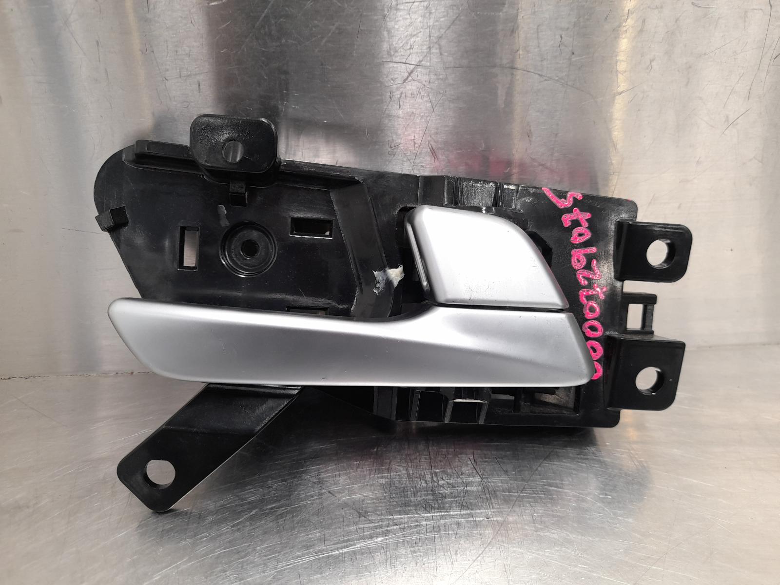 View Auto part Door Handle Hyundai Sonata 2015