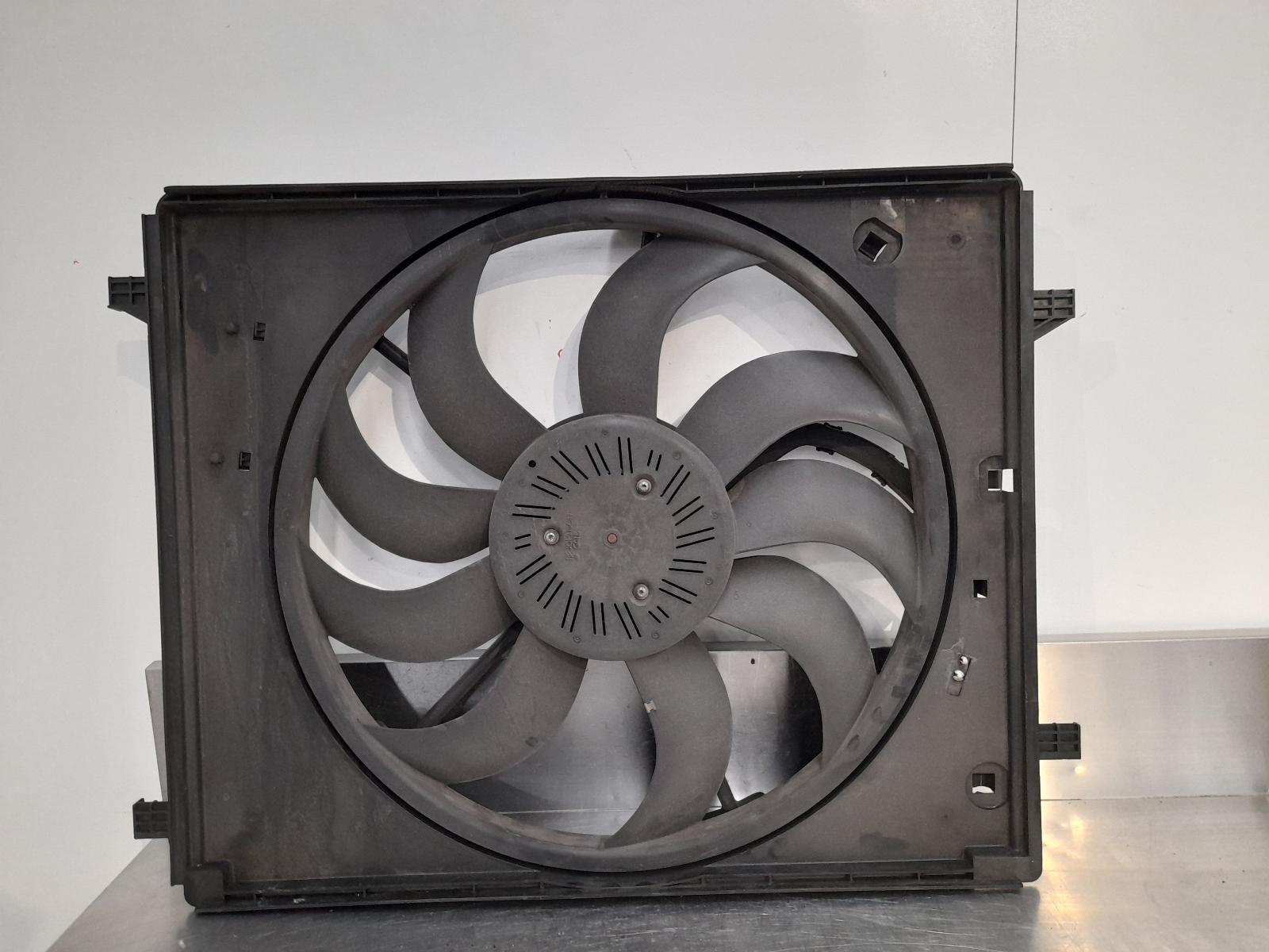View Auto part Fan Maserati Quattroporte 2015