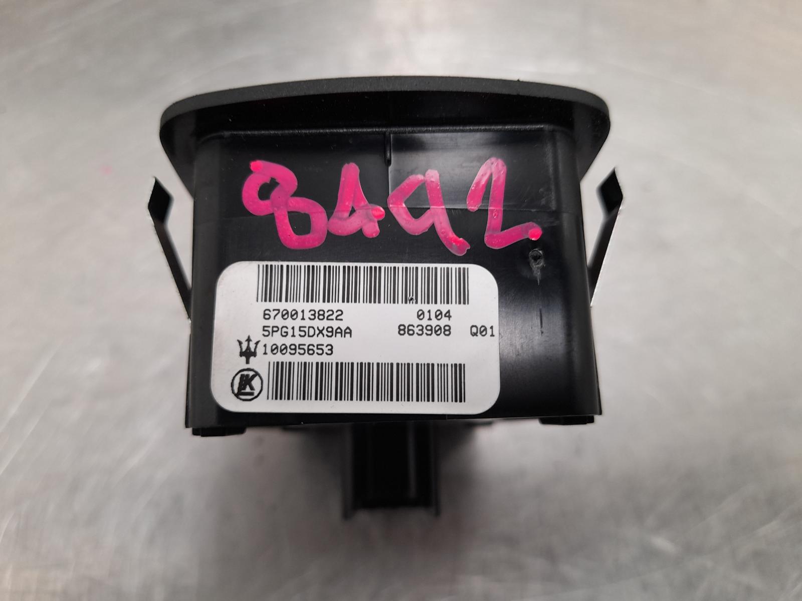 View Auto part Pwr Dr Wind Switch Maserati Quattroporte 2015